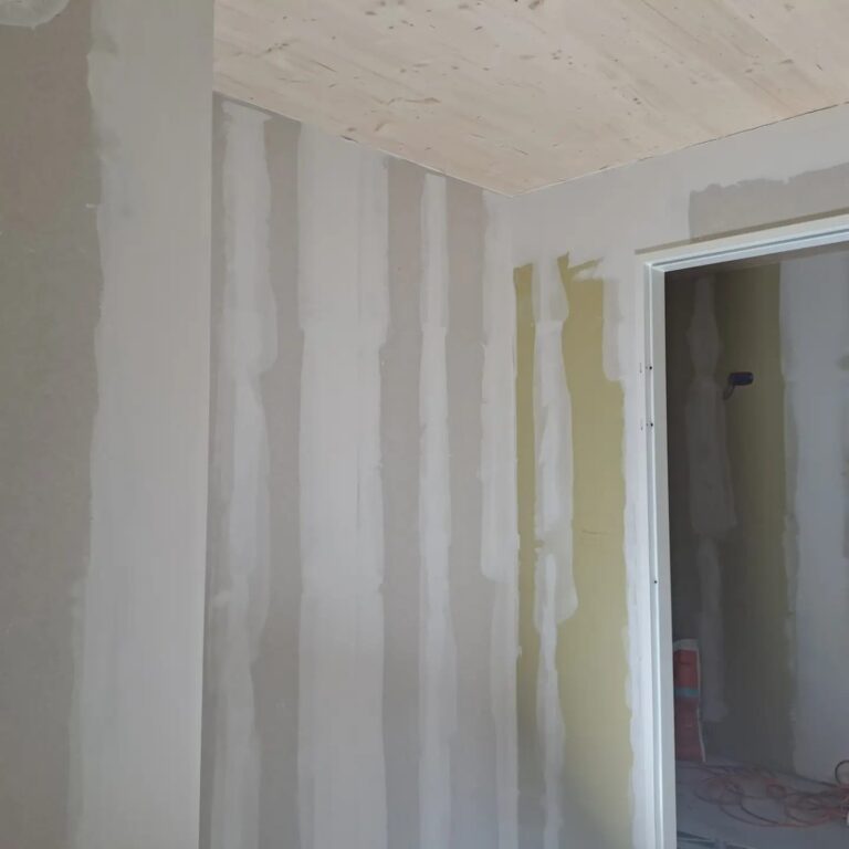 Wand- of plafondafwerking door Lammes Afbouw