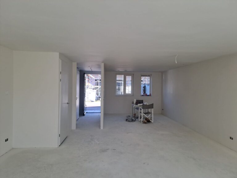 Wand- of plafondafwerking door Lammes Afbouw
