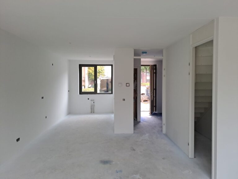 Wand- of plafondafwerking door Lammes Afbouw