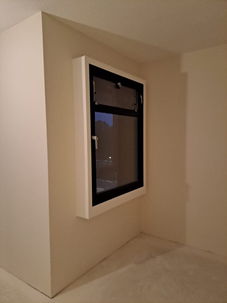 Wand- of plafondafwerking door Lammes Afbouw