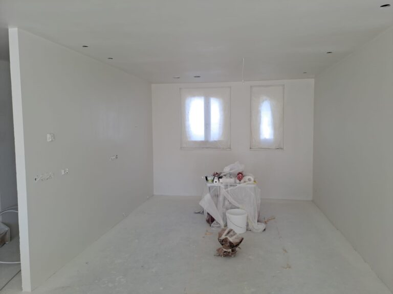 Wand- of plafondafwerking door Lammes Afbouw