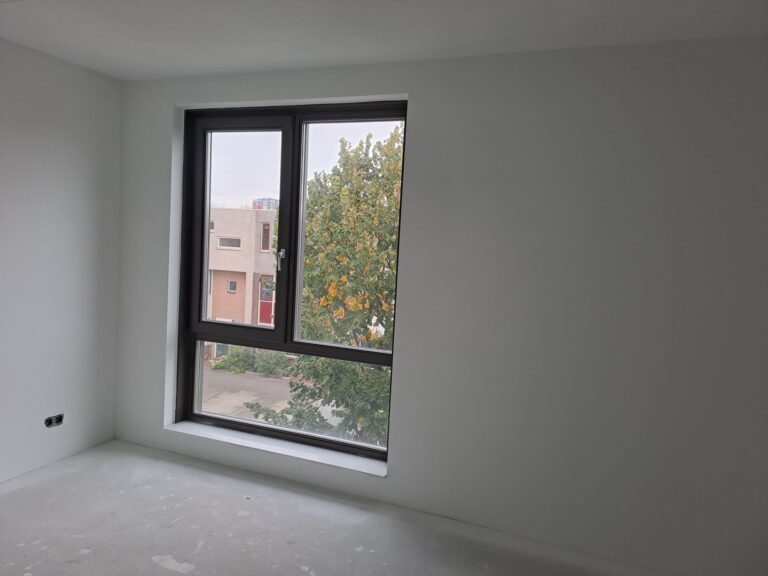 Wand- of plafondafwerking door Lammes Afbouw