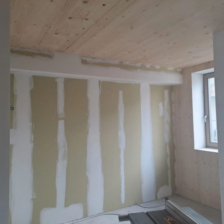 Wand- of plafondafwerking door Lammes Afbouw