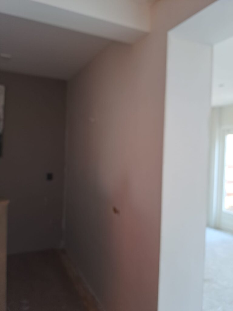 Wand- of plafondafwerking door Lammes Afbouw