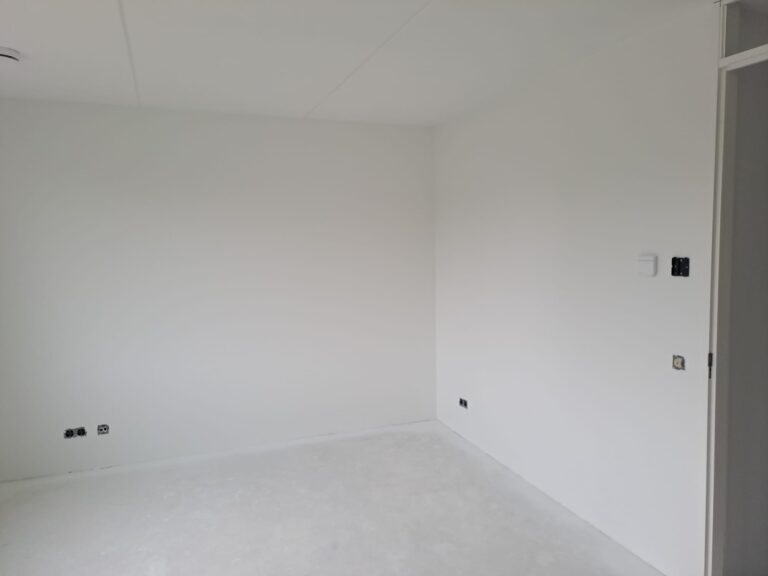 Wand- of plafondafwerking door Lammes Afbouw