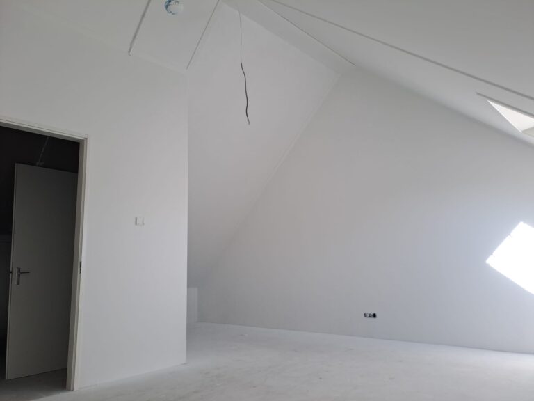 Wand- of plafondafwerking door Lammes Afbouw